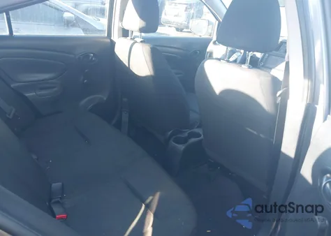 2019 Nissan Versa 1.6 S+ z USA, uszkodzony, nr VIN 3N1CN7AP7KL832348